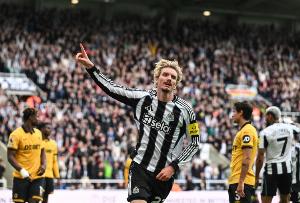 能兌現(xiàn)嗎？沃爾特馬德基礎(chǔ)轉(zhuǎn)會(huì)費(fèi)8500萬(wàn)，拿英超/歐冠紐卡付200萬(wàn)