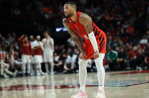 錢多事少離家近！利拉德：現(xiàn)在是我人生中最幸福的時間段