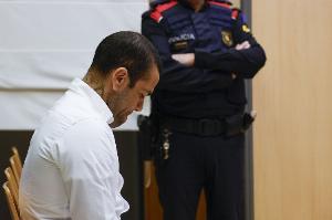 世體：墨西哥美洲獅與阿爾維斯解約有效，球員需支付賠償金