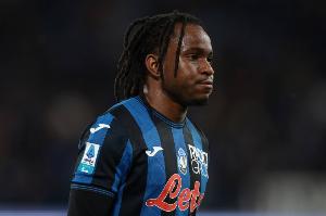 羅馬諾：盧克曼已重返球隊訓(xùn)練，他向主帥尤里奇澄清了自己的情況