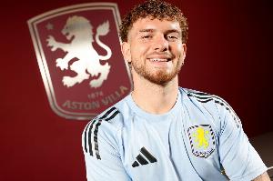 心系母隊(duì)，埃利奧特曬觀戰(zhàn)利物浦VS馬競(jìng)照