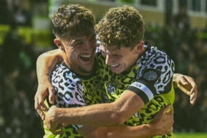 電訊報(bào)：為規(guī)避用人規(guī)則，英格蘭低級(jí)別球隊(duì)開(kāi)場(chǎng)1分鐘換4人