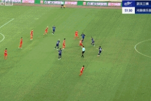 打花了！阿奇姆彭單刀過門將破門完成雙響，河南客場(chǎng)4-0領(lǐng)先三鎮(zhèn)