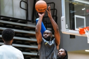 新賽季看你的！凱爾特人官方曬杰倫-布朗訓(xùn)練照