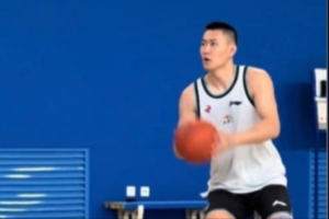 付豪&張陳治鋒&吳昌澤等出鏡！遼籃最新訓(xùn)練視頻：內(nèi)線球員訓(xùn)練中