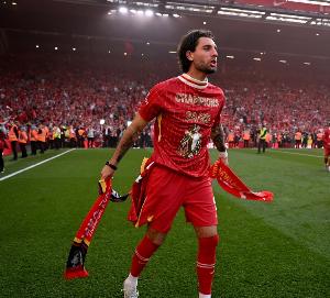 英媒預(yù)測(cè)利物浦首發(fā)：索博再次客串右后衛(wèi)，埃基蒂克、加克波出戰(zhàn)