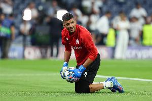 魯利談對陣巴黎：這是史上最強的巴黎圣日耳曼，但我們?nèi)钥释? >
                                        </div>
                                    </div>
                                    <div   id=