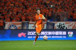難適應(yīng)？侯永永頂薪回歸中超后28場4球2助，上賽季挪甲金靴+MVP