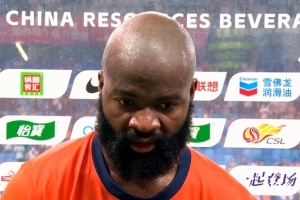 蘭克爾-澤：我們相互信任，李霄鵬對我們的支持讓我們像團(tuán)隊(duì)