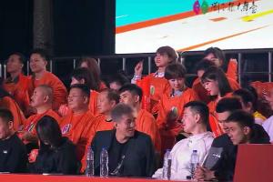 楊鳴&郭艾倫&趙繼偉&付豪一同出席劉老根大舞臺(tái)活動(dòng)