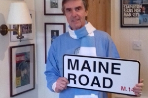 R.I.P.英國主持人、曼城球迷斯特普爾頓離世，曼城社媒發(fā)文致哀