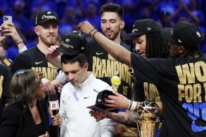 霍姆格倫：被選中和奪冠后我都沒(méi)有哭 當(dāng)我受傷時(shí)我會(huì)哭