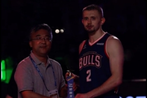 恭喜厄特爾以場均2搶斷的出色表現(xiàn) 榮膺2025賽季常規(guī)賽搶斷王！