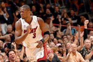 韋德&吉諾比利誰更強(qiáng)？楊毅：都很注重節(jié)奏 但絕對天賦韋德更強(qiáng)