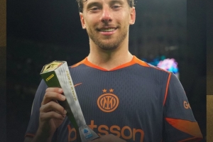 官方：卡洛斯-奧古斯托當(dāng)選國(guó)米2-1薩索洛全場(chǎng)最佳