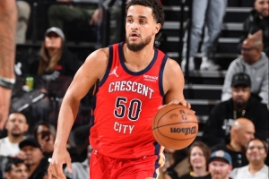 Stein：獨行俠將與前鵜鶘球員厄爾簽下一份合同 并將他帶入訓(xùn)練營