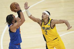 如何利用布倫森打無球？邁克-布朗：給他創(chuàng)造三分機會 我推崇突分