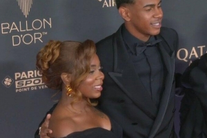 每體：雖然亞馬爾父親曝光率很高，但母親一直背后默默支持球員