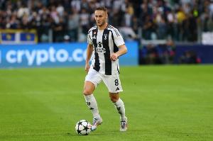 意媒：庫普梅納斯狀態(tài)每況愈下飽受批評，尤文可能最早冬窗出售他