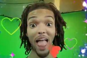 洋相還得洋人出！籃網抖音官號曬扎威自拍抖音 夸張美顏+神BGM