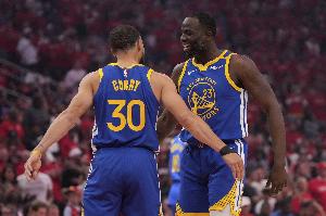 Stein：勇士老將們預(yù)計將在本周晚些時候組織一次迷你訓(xùn)練營