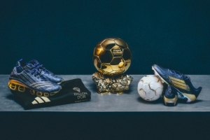 金色榮耀！阿迪達(dá)斯為登貝萊金球推出紀(jì)念鞋款