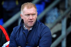 斯科爾斯：弗格森曾沖到大巴后排，斥責(zé)那些玩游戲大聲叫嚷的隊(duì)員