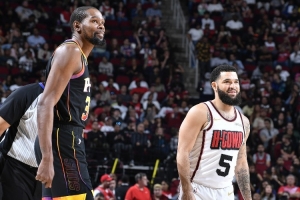 蘇群：火箭可以申請傷病特例來簽威少 內(nèi)部挖潛力的話沒合適人選