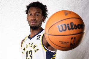 昔日榜眼在列！名記：莫里斯將和懷斯曼等人競(jìng)爭(zhēng)球隊(duì)最后一個(gè)名額