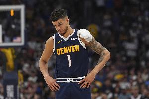 波特：西蒙斯不是不想打是真的傷病很嚴重 而他的傷我經(jīng)歷了3次