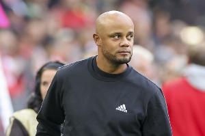 孔帕尼：穆西亞拉、凱恩和奧利塞，他們都將會是未來的金球候選