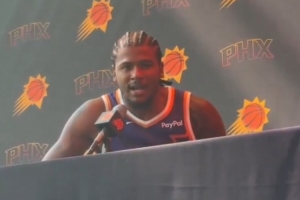 杰倫-格林：我和布克在很多方面能夠相互補(bǔ)充 我們會(huì)讓人們震驚