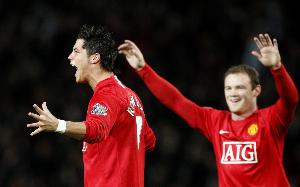 魯尼：我是說過梅西比C羅強(qiáng)但我很喜歡C羅，我想過去幾年他更突出