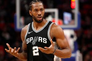 卡舅曾深度介入小卡與馬刺隊醫(yī)溝通 是小卡與馬刺關系惡化的根源