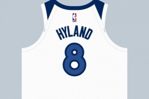 一年合同42.5萬保障！球衣記者：海蘭德由77號改穿為8號球衣