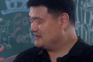 相當(dāng)有趣！姚明談對(duì)老貓的初印象：邁巴赫&非常響亮的車載音樂(lè)