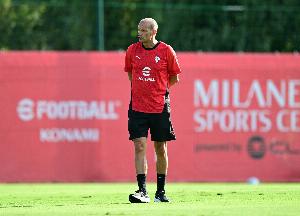 帕柳卡：現(xiàn)在的阿萊格里更加沉著冷靜，賦閑一年讓他積蓄巨大能量