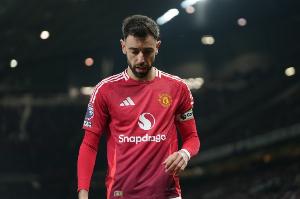 曼晚評(píng)分曼聯(lián)球員：B費(fèi)5分、姆伯莫6分 舍什科7分最高