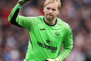 1480萬超值！凱萊赫在紅軍+小蜜蜂面對7次點球撲出4次，撲點率57%