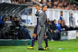 遭辟謠后馬卡再發(fā)文：穆帥親自致電本澤馬，球員認(rèn)真考慮去本菲卡