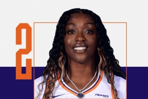 高效！卡利亞-庫(kù)珀13投9中&三分3中1 得到21分3板2助