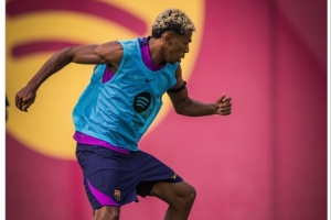 復(fù)出在即！巴薩社媒曬亞馬爾訓(xùn)練照：拉明就是魔法般的存在??