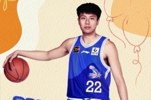 訓(xùn)練態(tài)度受到教練組的肯定！祝鄭曉鋼24歲生日快樂！??