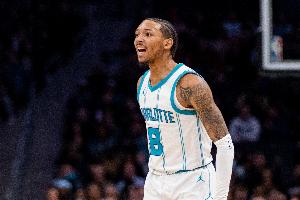 三分射手！美記：湖人、火箭、開拓者、公牛有意小尼克-史密斯