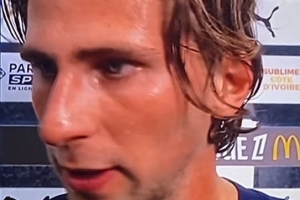 扎巴爾尼：很高興主場打進(jìn)處子球 全隊(duì)都為登貝萊獲金球感到高興