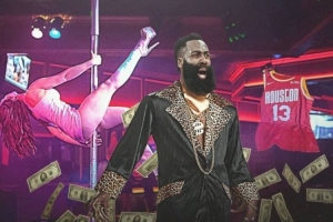 皮爾斯：去夜店或脫衣舞俱樂部不一定算出軌 我?guī)捌?女友都去過