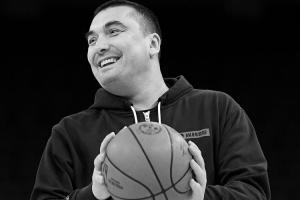 人情味！勇士將已故助教德?lián)P之子招入球隊 擔任視頻協(xié)調(diào)員一職