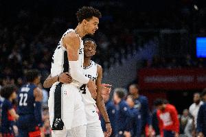 福克斯+文班+卡斯?fàn)?哈珀！馬刺確定未來架構(gòu) 新賽季陣容啥水平？