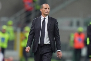 阿萊格里：普利西奇昨天狀態(tài)不是很好，今天試了感覺不錯所以首發(fā)