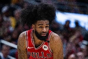 不提前續(xù)約只有一個原因！科比-懷特：我愛芝加哥 哪都不想去